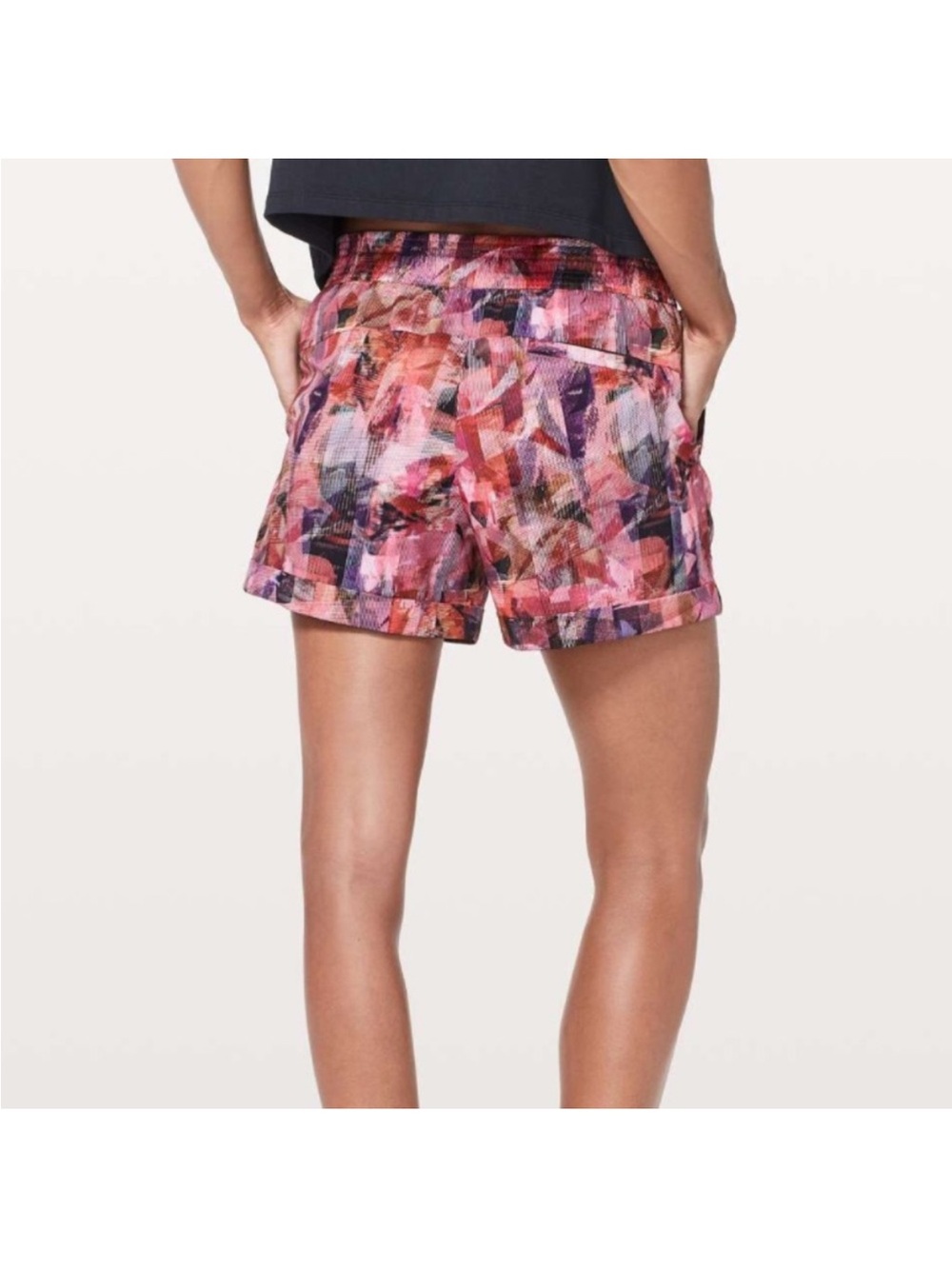 NWOT Lululemon Spring Break Away shorts Size-6 - Picture 3 of 10